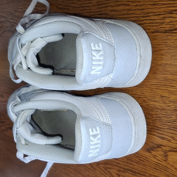 Nike Court Vision Next Nature Size 7.5 Women's Low Top Sneakers - Picture 5 of 7